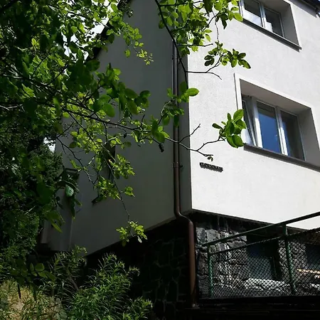 Apartment 14